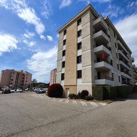 Appartement Le Cézanne - Moderne avec Terrasse à Gréoux-les-Bains Extérieur photo